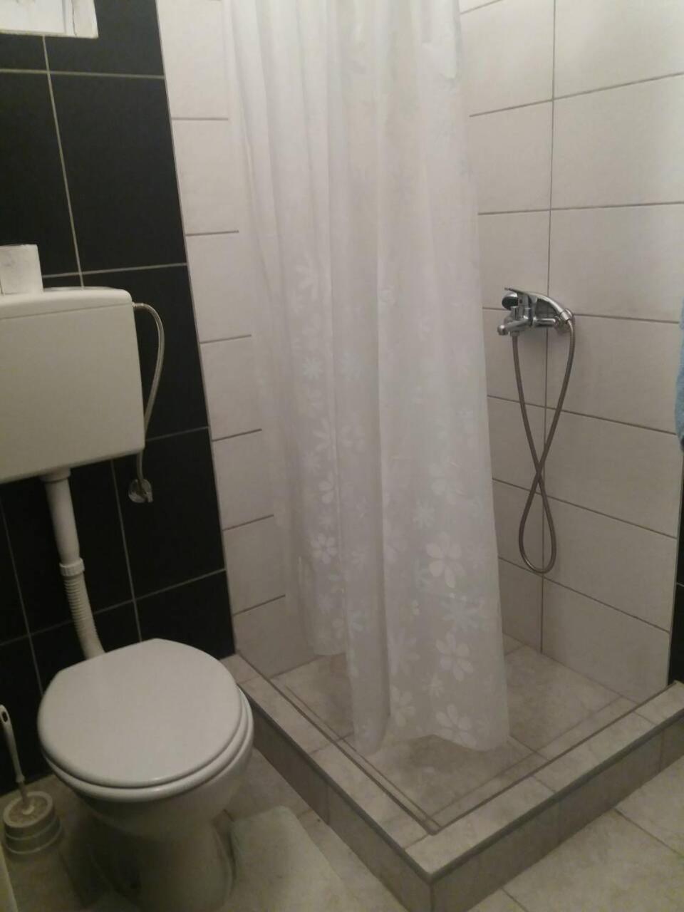 Rooms Adrijana بانيا لوكا الغرفة الصورة